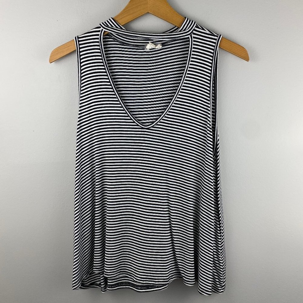 Caution to the Wind Tank Top Womens Medium Striped Scoop Neck Y2K 00s Coastal